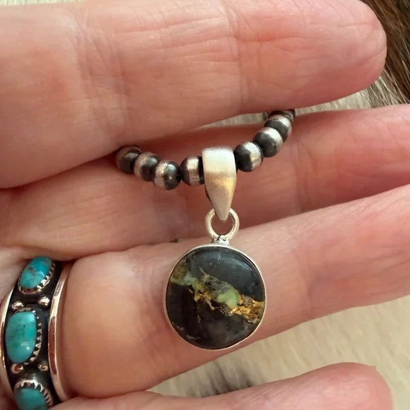 ❤️ Black Jack Turquoise Round Lightning Pendant Navajo Style Sterling Unisex - Picture 5 of 13